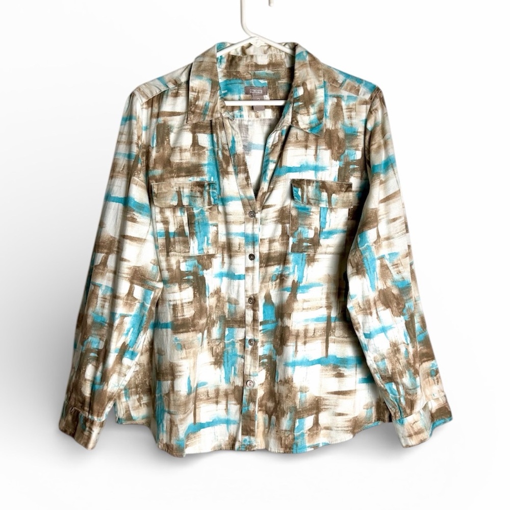 Chico’s Abstract Print V Neck Button Down Shirt size XL